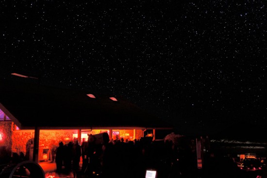 20100812_mk-vis-crowd-sky