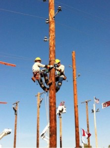 Hawaii linemen in previous mainland competitions. Photo courtesy of Hawaiian Electric Company