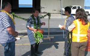 kawaihae-maile-lei From left to right: Elton Suganuma (Harbor Master), Kahu Danny Akaka, Wayne Tanaka (Senator Inouye’s office) and Joanna Nellos (Akimeka, LLC).