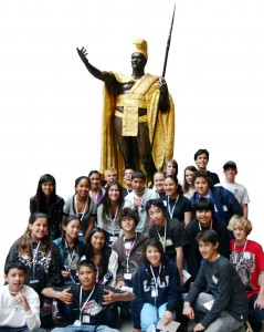 WMS-trip 8th GRADE EAST COAST TRIP BRINGS HISTORY TO 'LIFE': Last year's 2009 Waimea Middle School's 8th Grade East Coast Trippers are picgtured with Hawai'i's spectacular bronze and gold Kamehameha The Great statue, which at the time had only recently been relocated to a more appropriate site near the new Capitol Visitor Center in Washington, D.C.