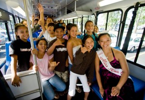 20100129_newbus-inside-kids