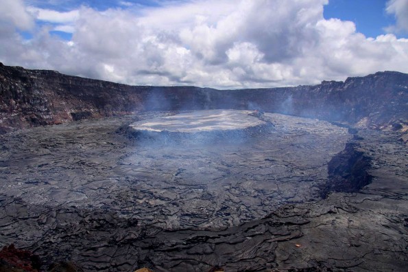 20110629_puuoo-lava-pond The perched lava pond within Pu`u `O`o, shown here on 29 June 2011, has been the site of dramatic growth and uplift over the past weeks. Photo by USGS/HVO