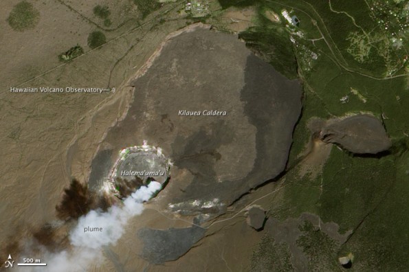 2012028-kilauea-thumb Acquired January 28, 2012 by Jesse Allen and Robert Simmon, using EO-1 ALI data provided courtesy of the NASA EO-1 team. (click on image for full size)