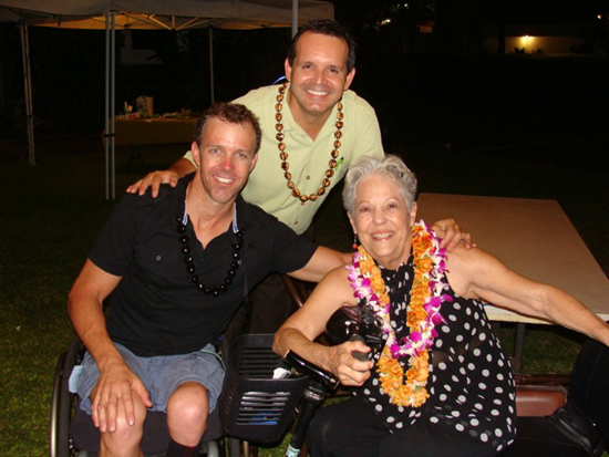 Australian Bill Chaffey with Accessible Hawaii staff Enock Friere and Jean Hartley. (Photo courtesy of Accessible Hawaii)