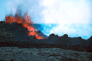 Hawaii Volcanoes National Park. 1984 eruption of Mauna Loa Volcano. Main vents and spatter rampart at 9200 feet elevation at about 10:45 a.m. Photo by J.D. Griggs, March 26, 1984. Courtesy of USGS