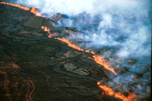 Hawaii Volcanoes National Park. 1984 eruption of Mauna Loa Volcano. Fountaining at en echelon fissures. Photo by J.D. Griggs, March 25, 1984.