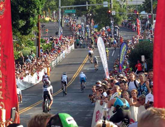 Cyclists head up Palani Road to start the cycling leg. (Photo special to Hawaii 24/7 by Chris Stewart)