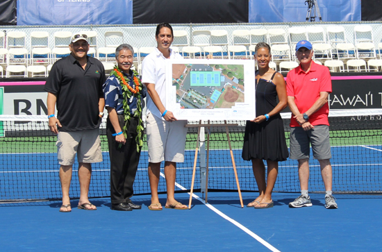 (From left) Mayor Billy Kenoi, Gov. David Ige, Kona Councilman Dru Kanuha, USTA president Katrina Adams and USTA Hawaii Pacific Section executive director Ron Romano. (Hawaii 24/7 photo by Karin Stanton)