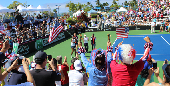 Venus Williams and teammates on a victory lap after defeating Poland in their Fed Cup tie. (Hawaii 24/7 photo by Karin Stanton)